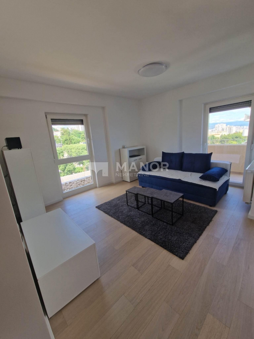 Квартира RIJEKA, 1.200 €