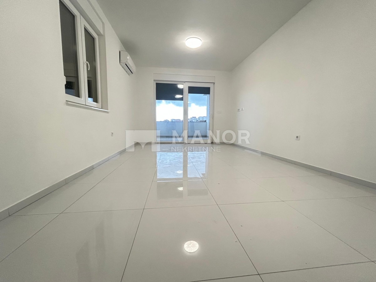 Appartamento NOVI VINODOLSKI, 222.320 €
