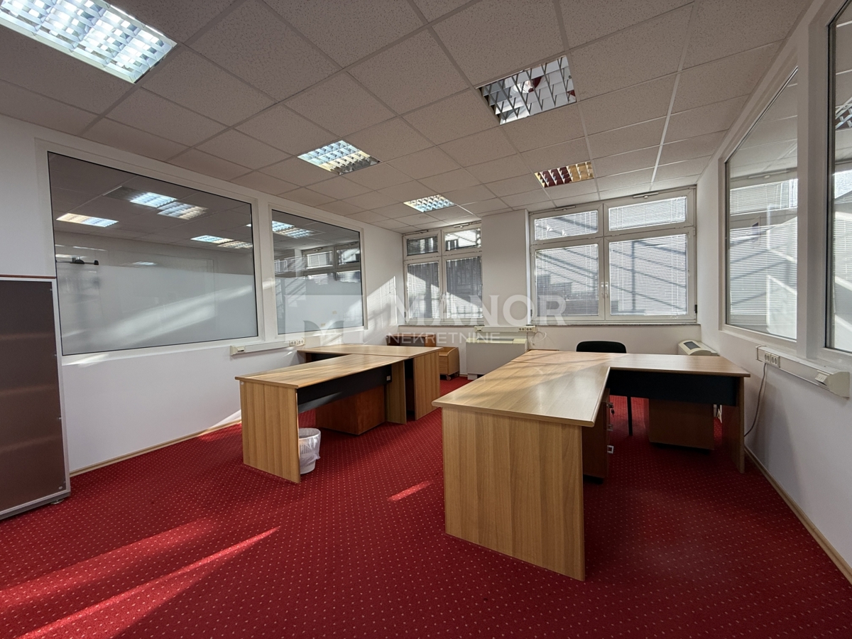 Locale commerciale RIJEKA, 4.000 €