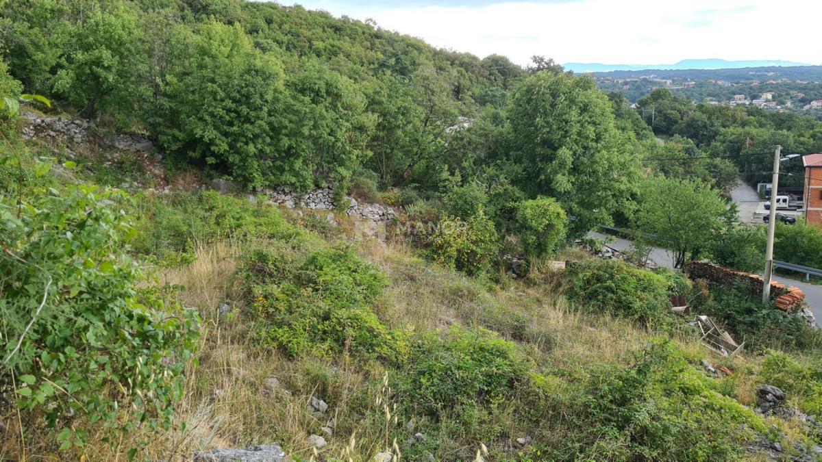 Участок KASTAV, 89.000 €