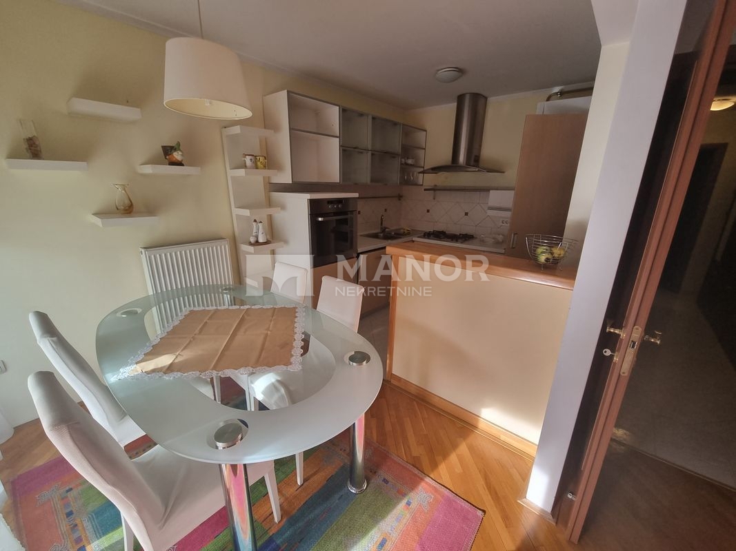 Appartamento RIJEKA, 600 €