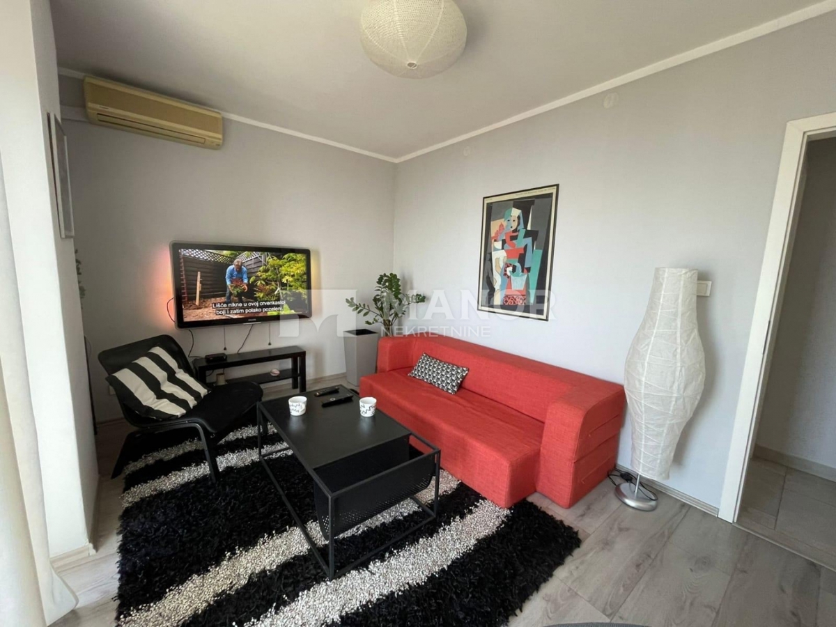 Appartamento RIJEKA, 900 €