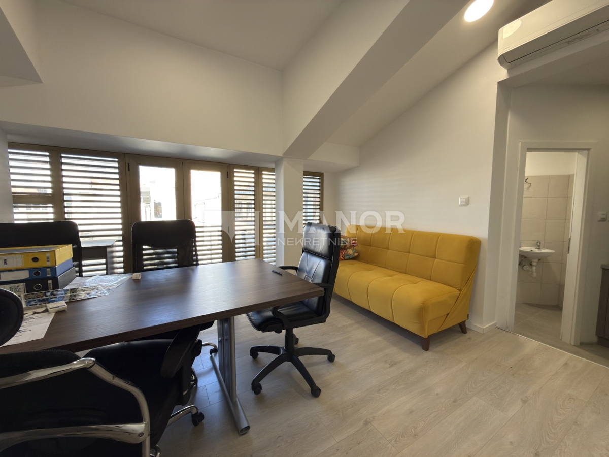 Коммерческая площадь RIJEKA, 630 €
