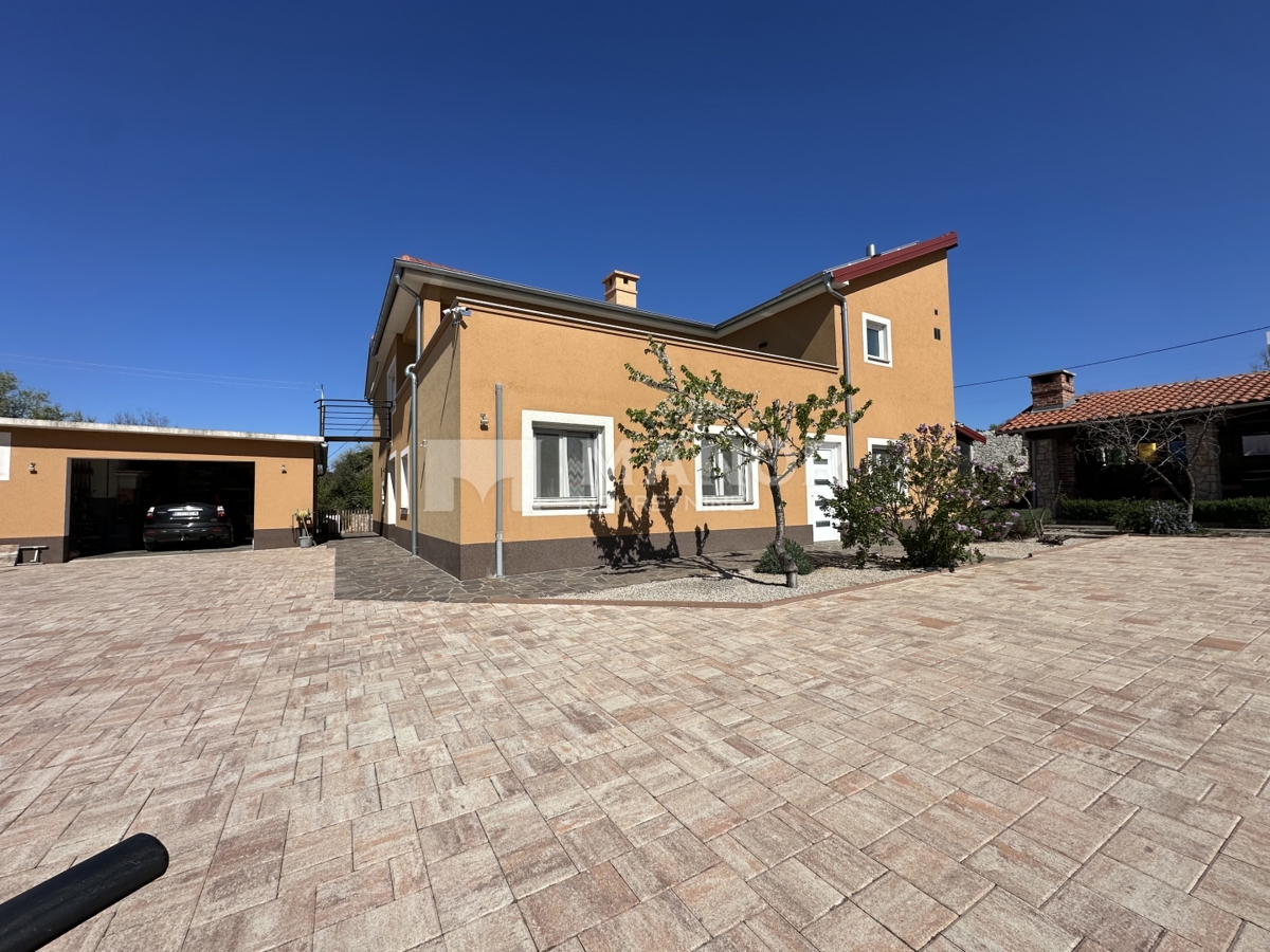 Casa KRALJEVICA, 690.000 €