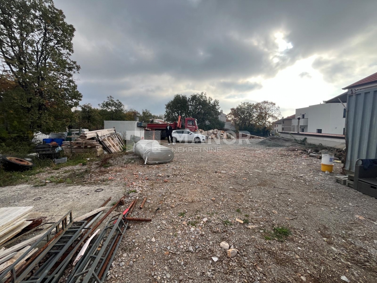 Участок RIJEKA, 185.000 €