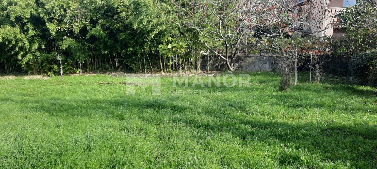 Terreno VIŠKOVO, 106.000 €