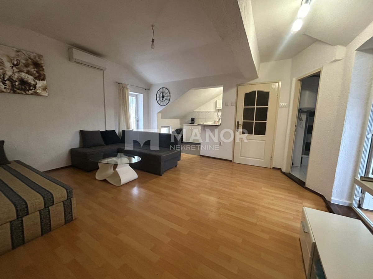 Дом RIJEKA, 200 €