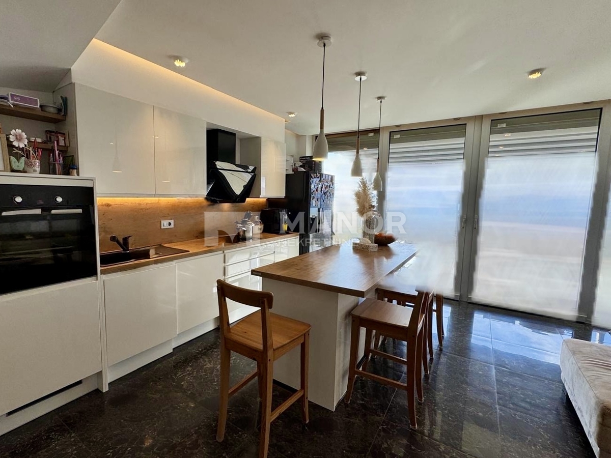 KOSTRENA SVETA LUCIJA