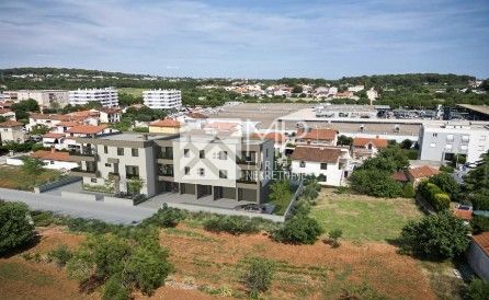 Kaštanjer, jednosoban stan na II. katu + garaža