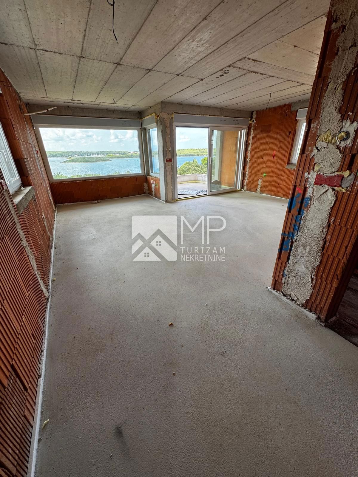 Appartamento MEDULIN, 468.700 €