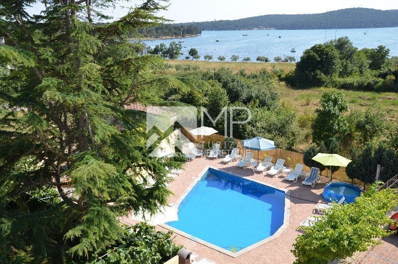 Дом MEDULIN, 1.300.000 €