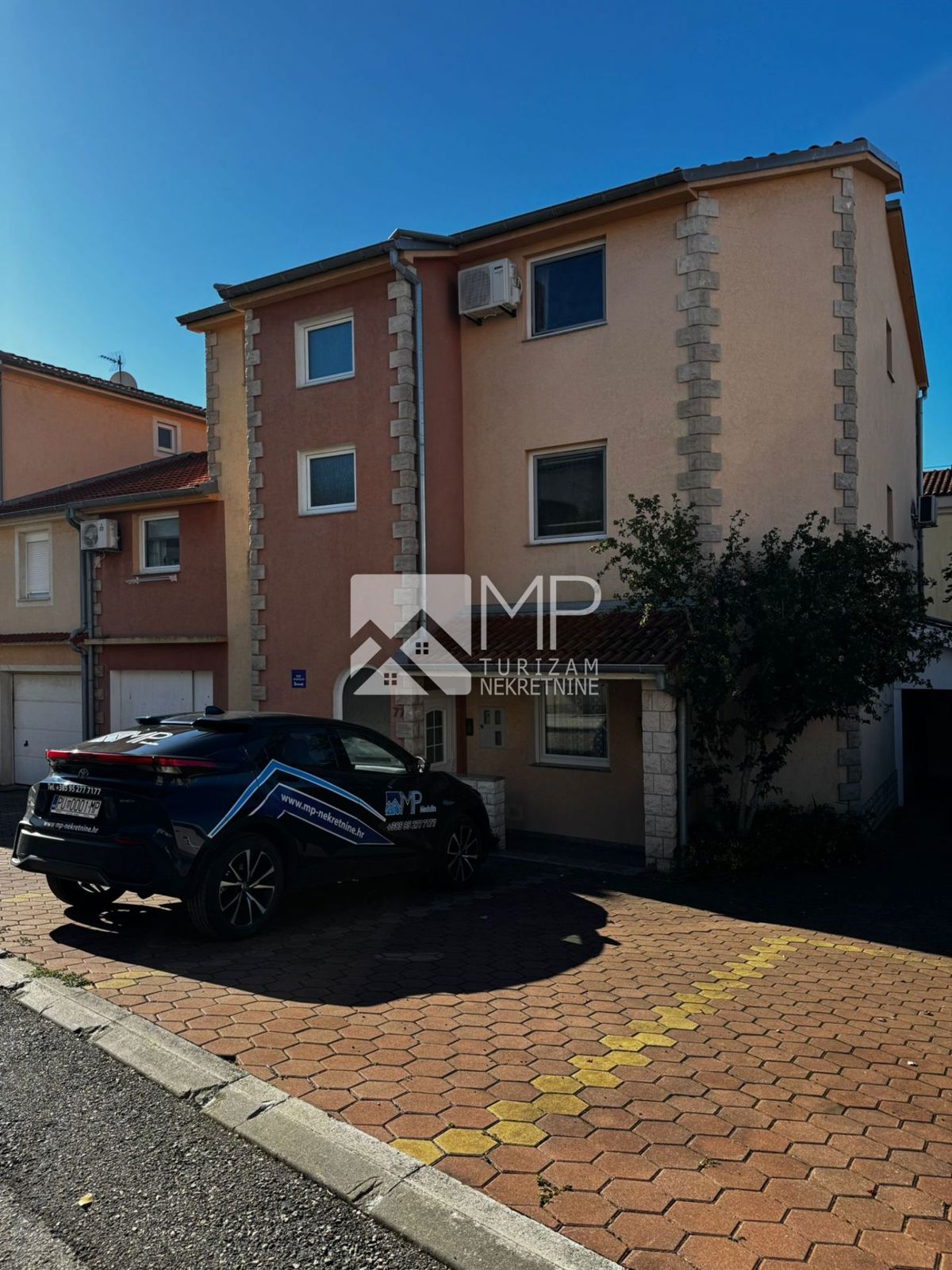 Дом MEDULIN, 800.000 €