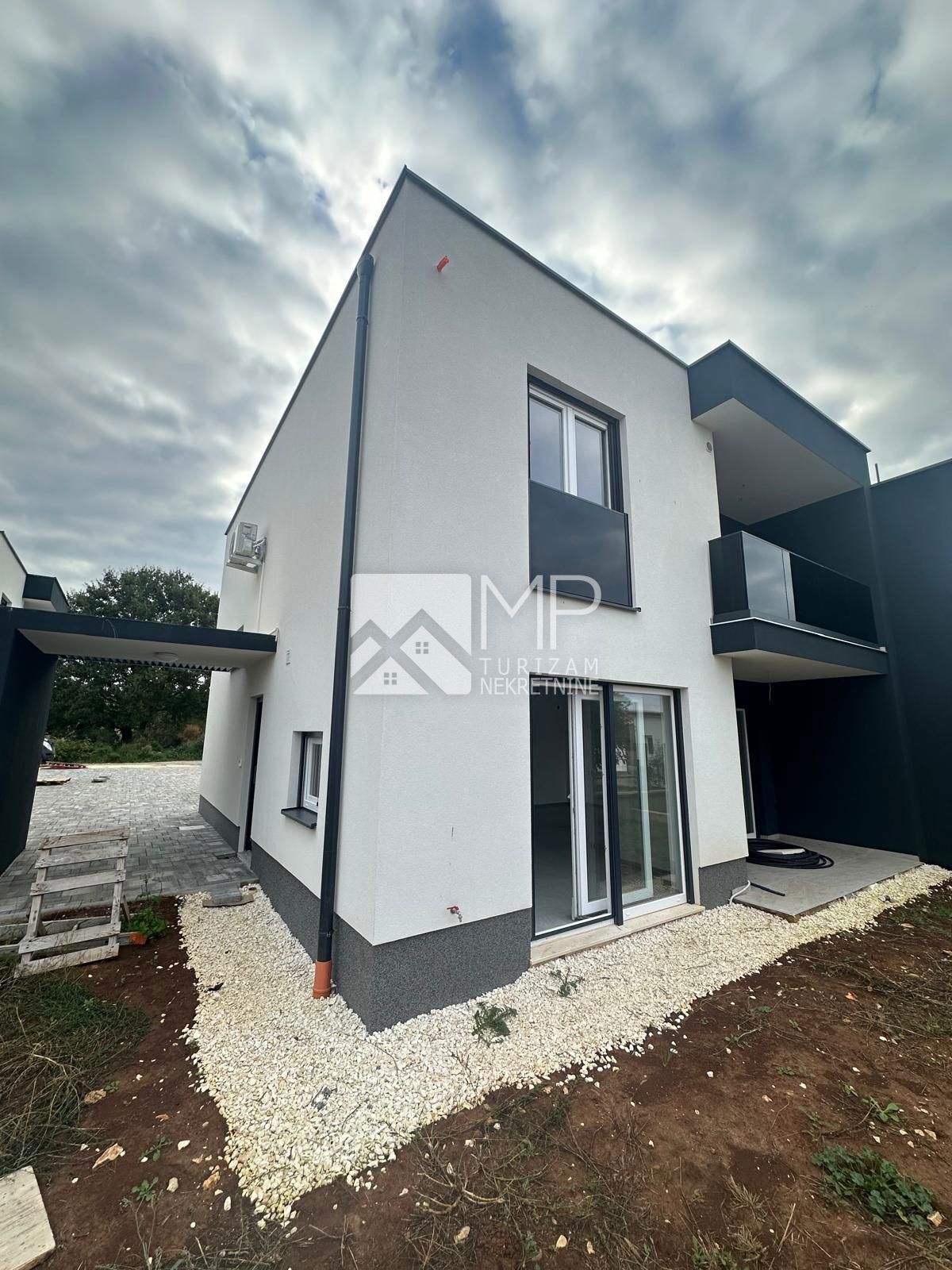 Дом MEDULIN, 415.000 €