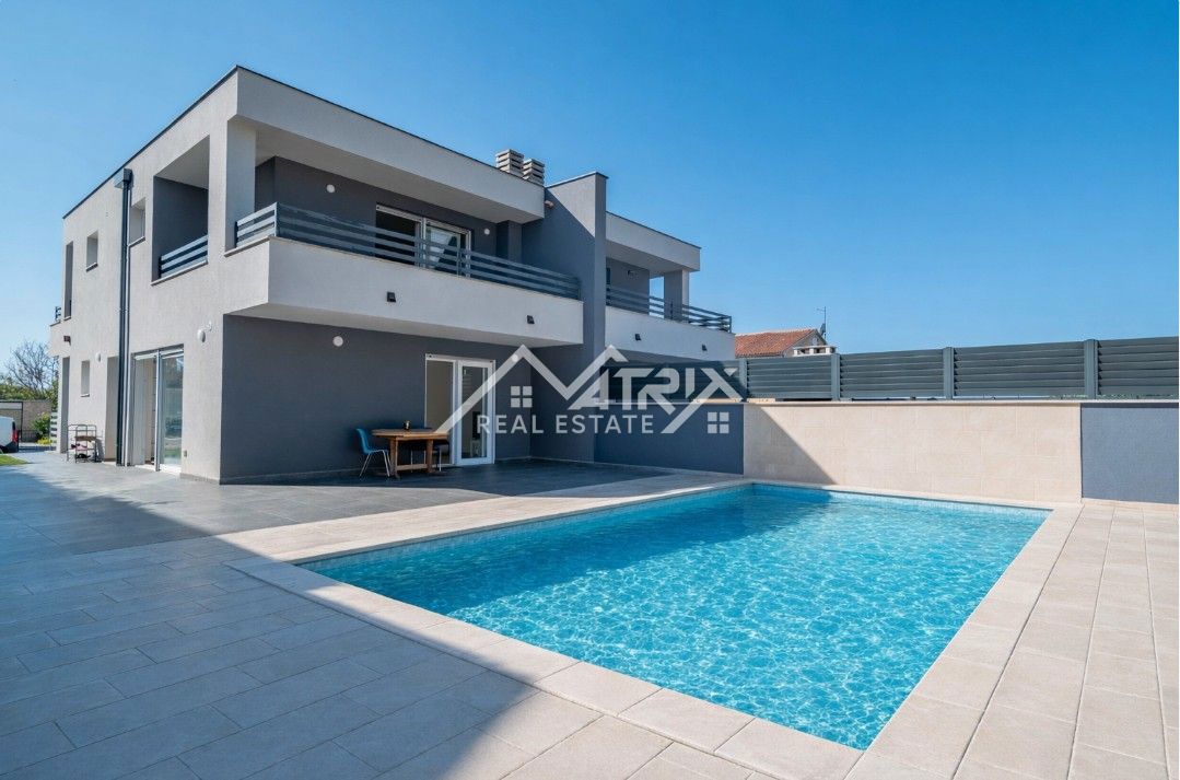 Дом NOVIGRAD, 520.000 €