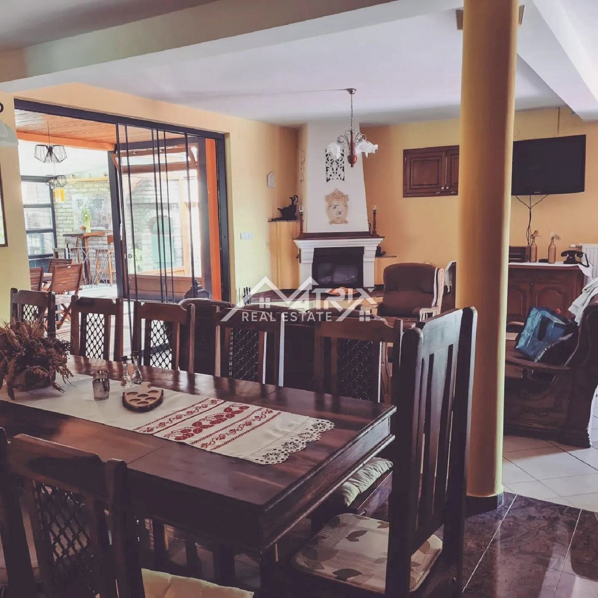 Ekskluzivna vila 558 m² s bazenom i 7.270 m² okućnice – 3