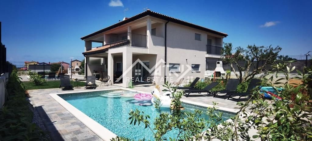 Дом NOVIGRAD, 779.000 €