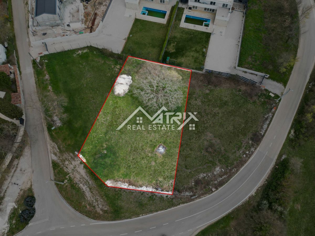 Участок SVETVINČENAT, 125.000 €