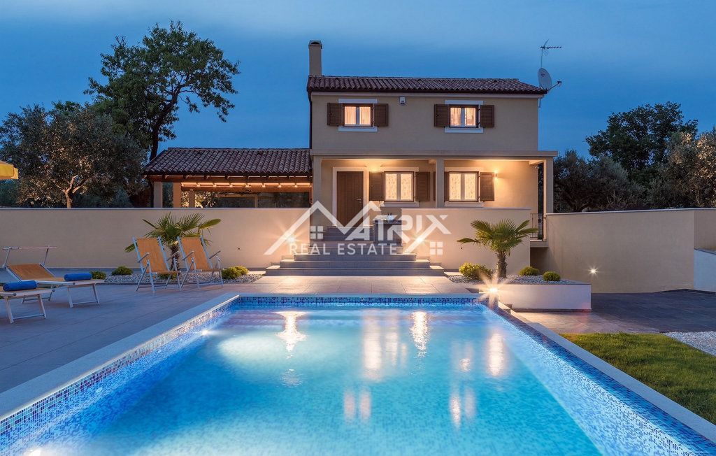 Casa FAŽANA, 1.100.000 €