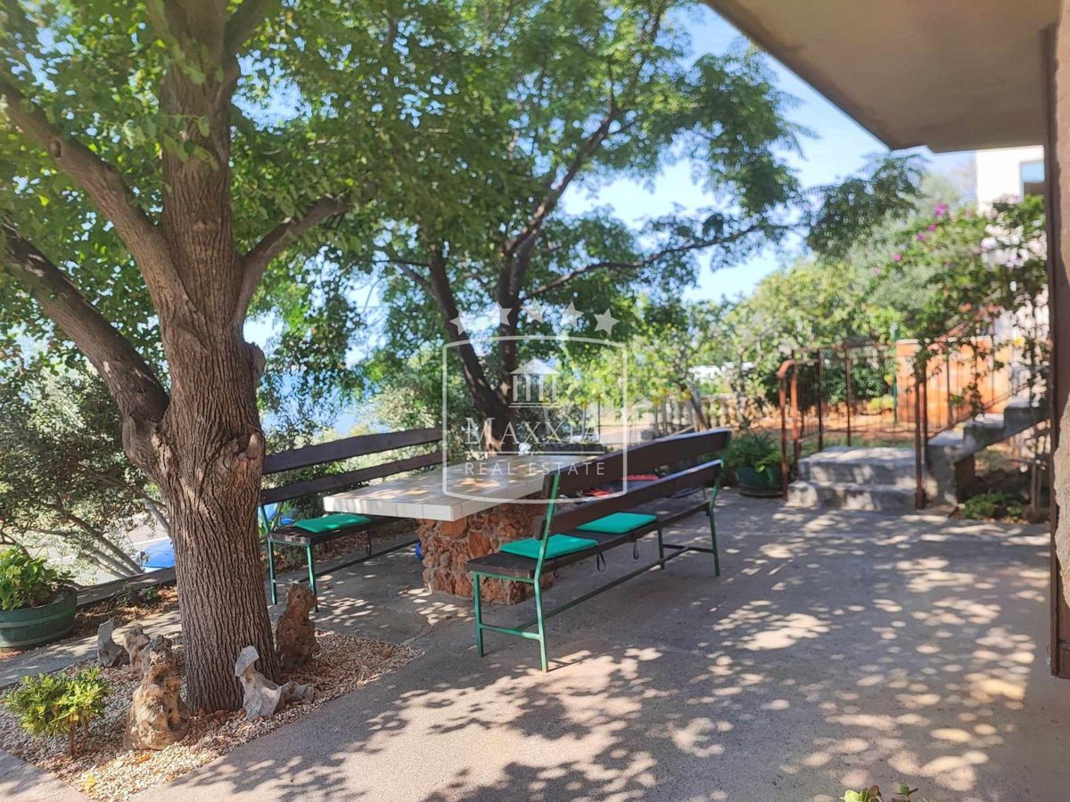 Casa STARIGRAD, 350.000 €