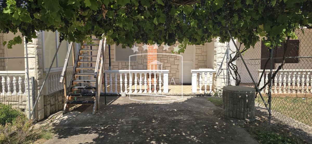 Casa PRIVLAKA, 199.000 €