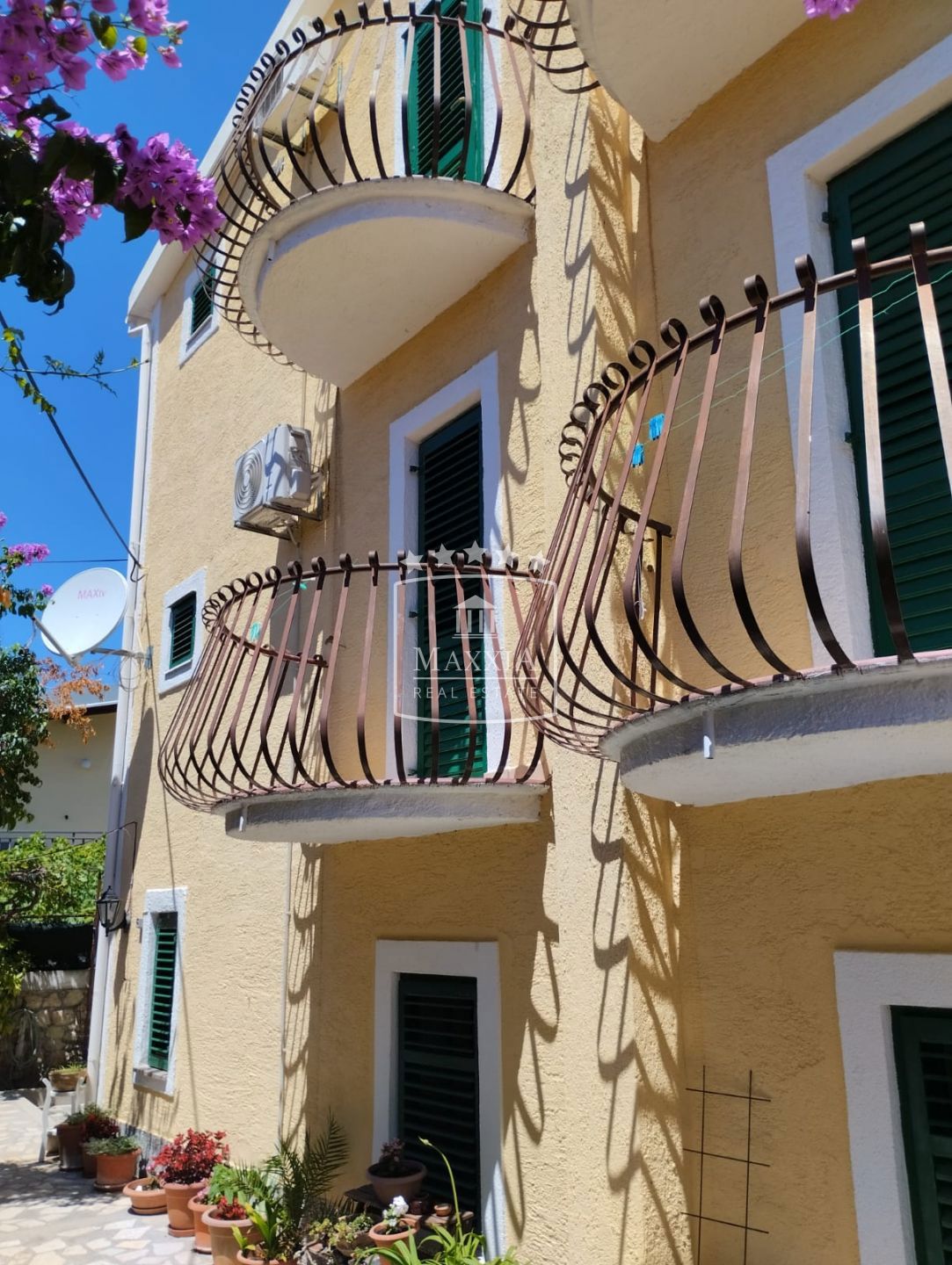 Дом UGLJAN, 485.000 €