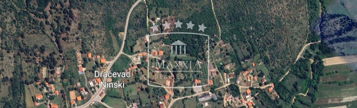 Участок POLIČNIK, 104.000 €