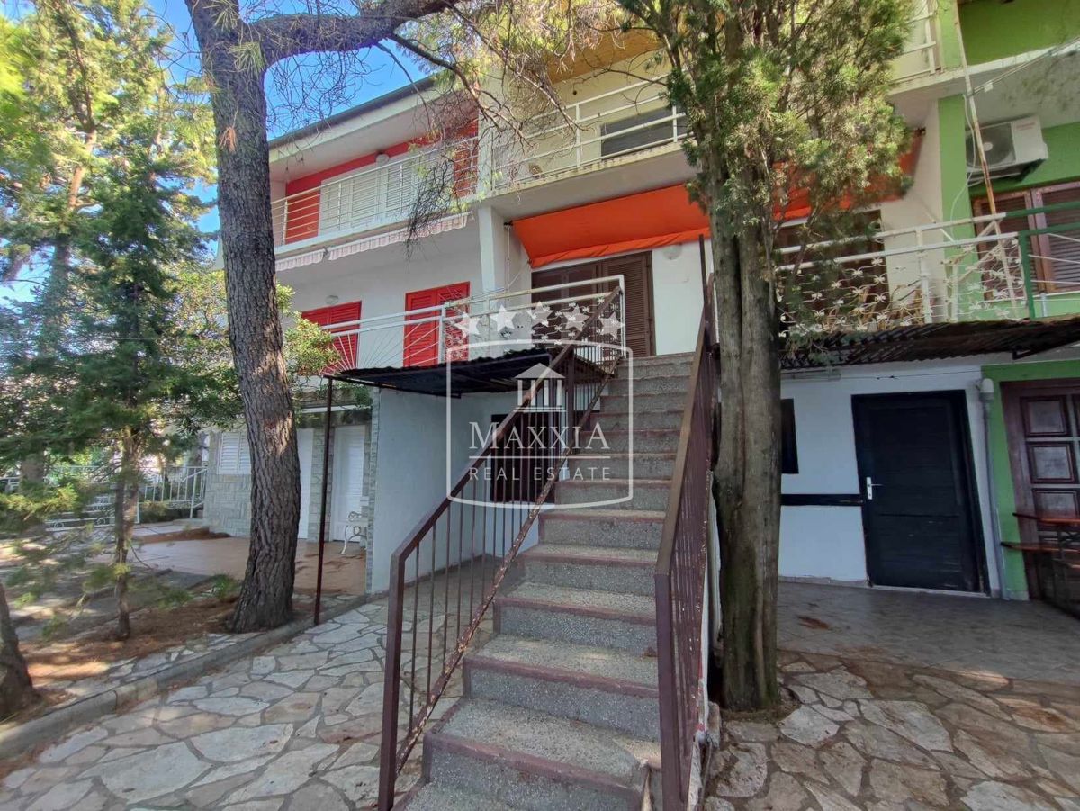 Дом STARIGRAD, 399.000 €