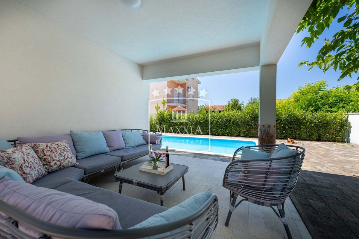 Casa PRIVLAKA, 549.000 €