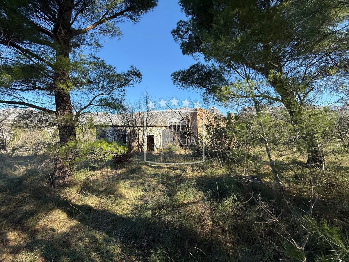 Дом STARIGRAD, 90.000 €