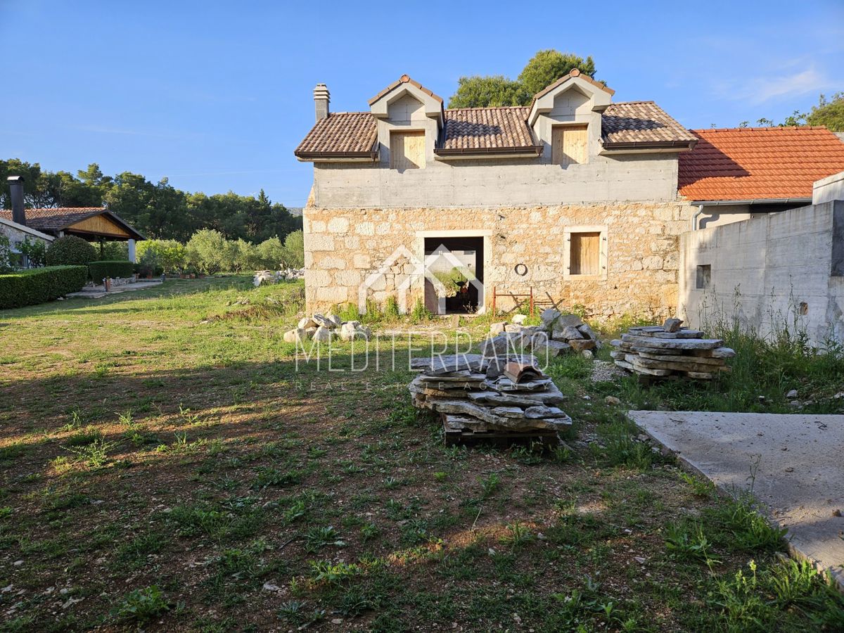 DUBRAVA KOD ŠIBENIKA