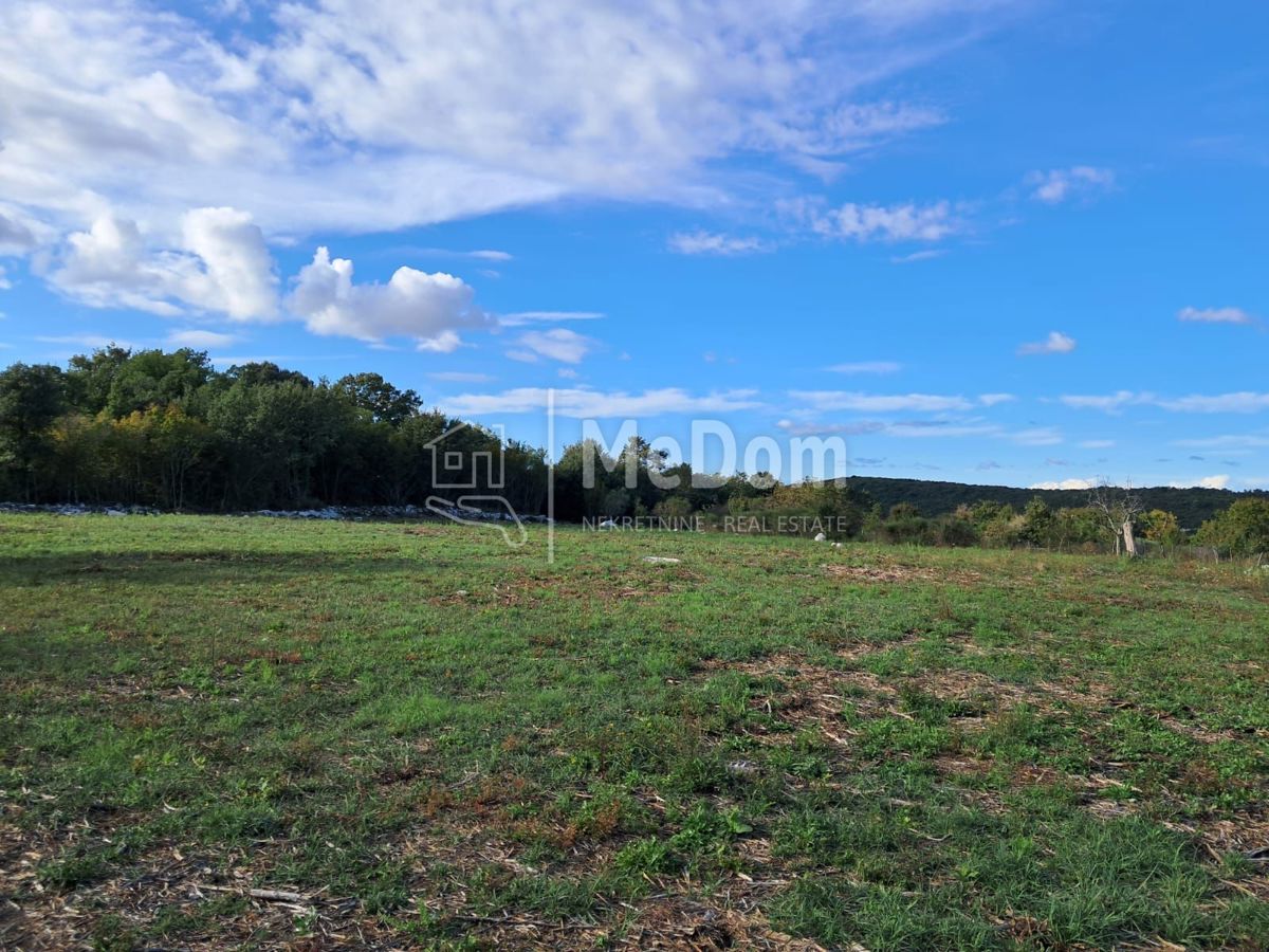 Terreno ROVINJ, 359.900 €