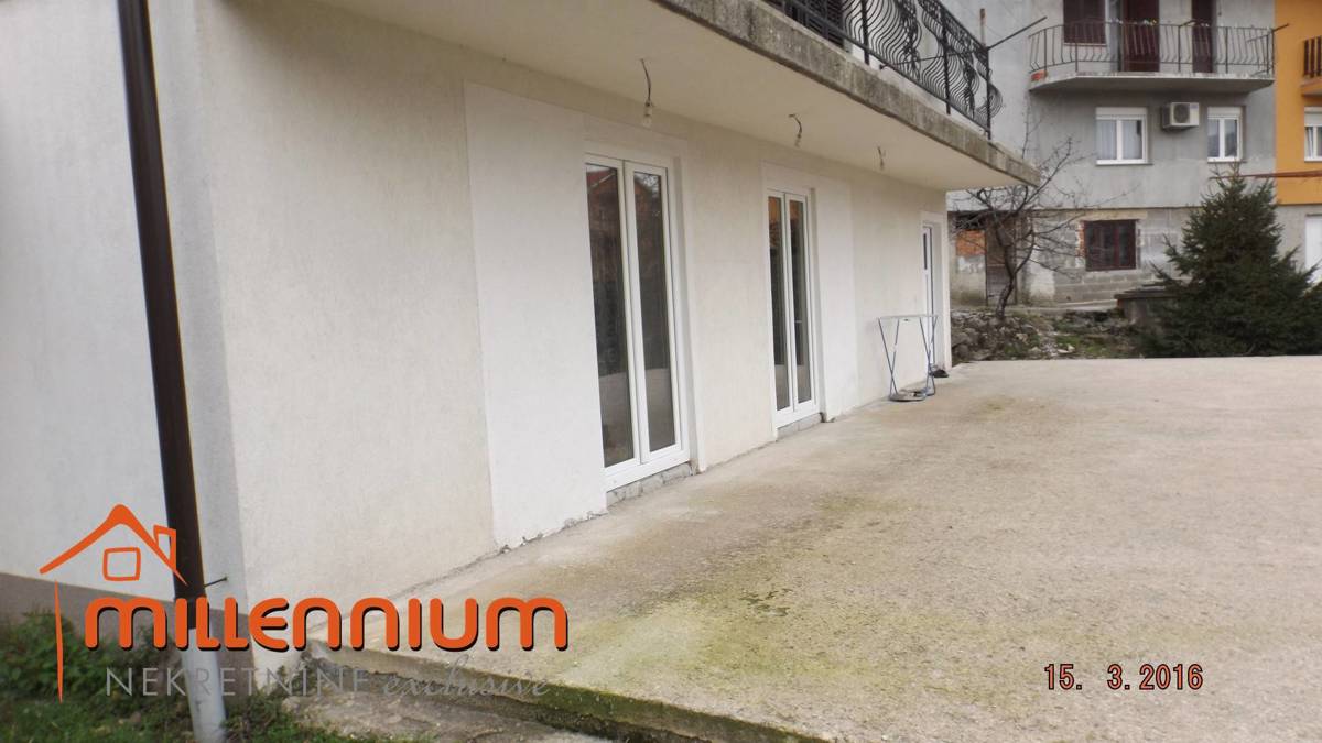 Kastav, samostojeća kuća od 380m2 s 4 stana – 3
