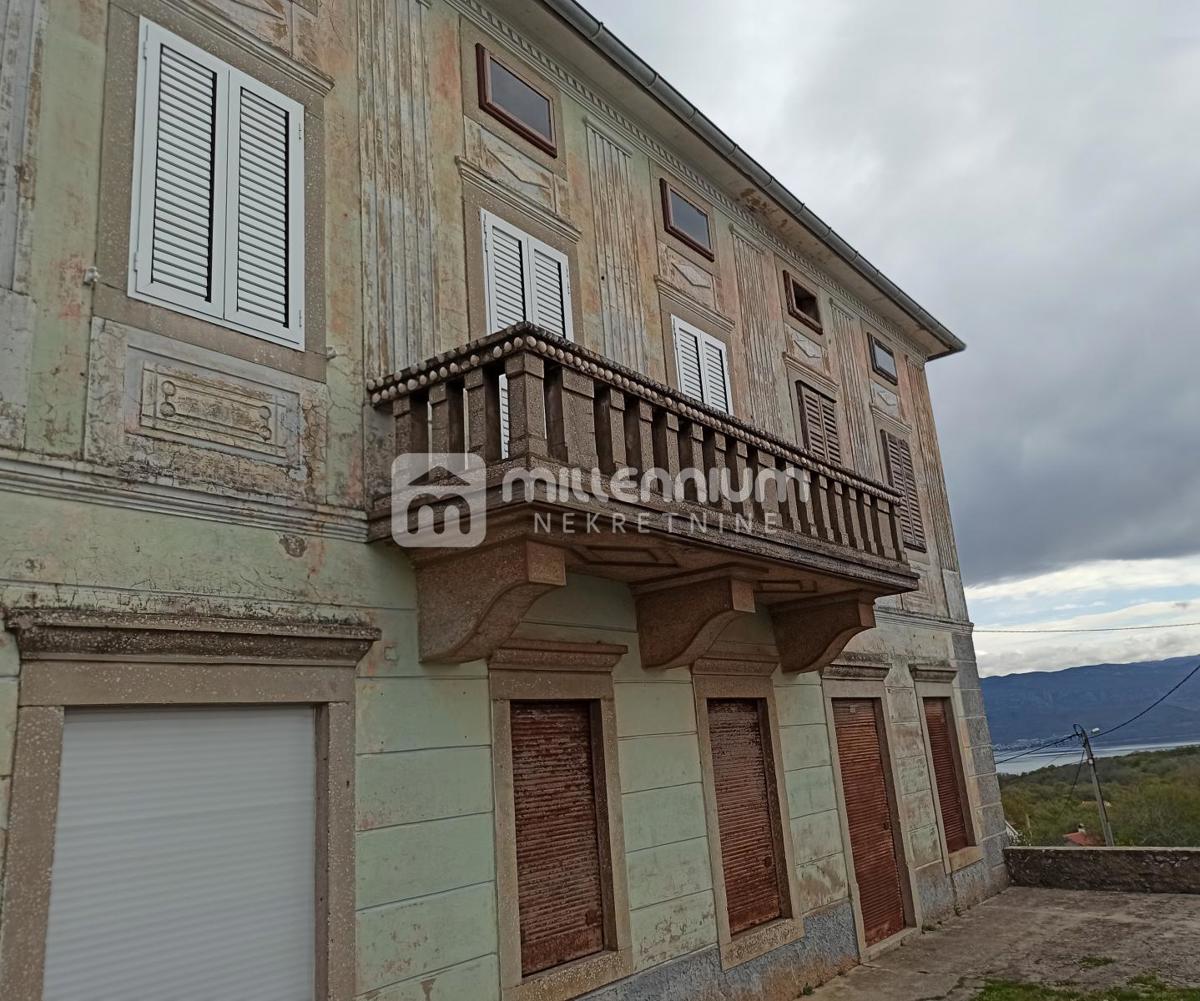 Otok Krk, Risika, dio kuće, mogućnost troetažnog apartmana, okućnica – 3