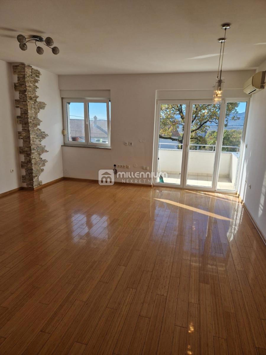 Квартира VIŠKOVO, 192.000 €