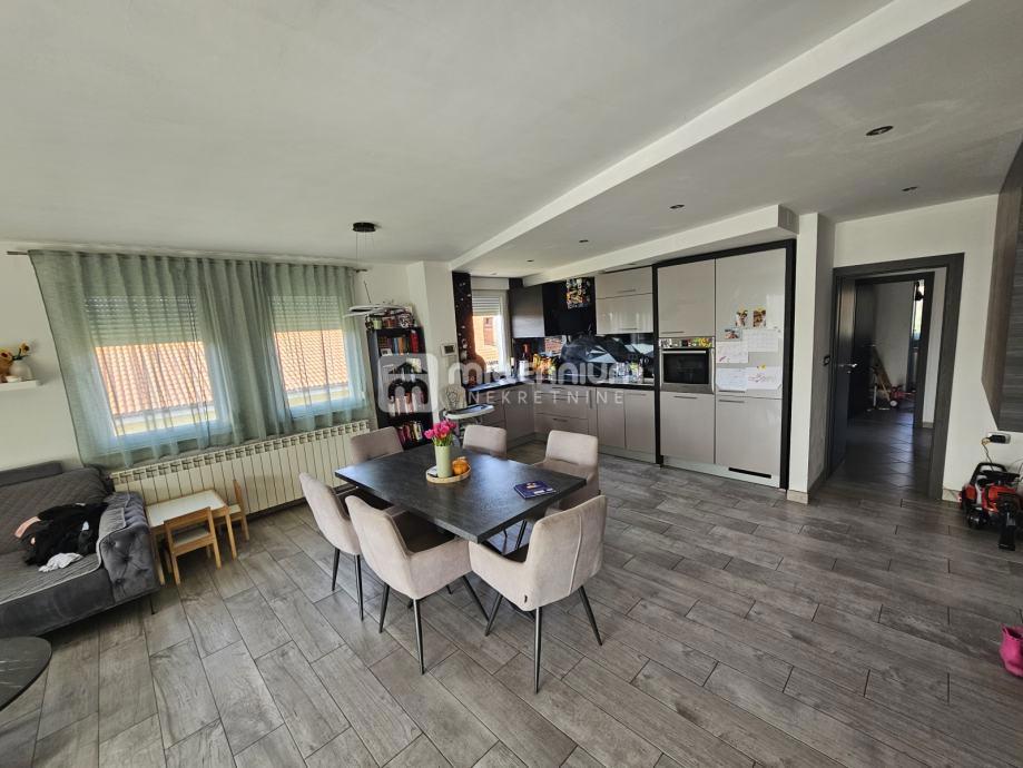 Appartamento KASTAV, 345.000 €