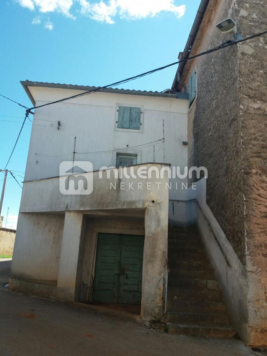 Istra, Višnjan, 170m2, dvije kamene kuće – 2