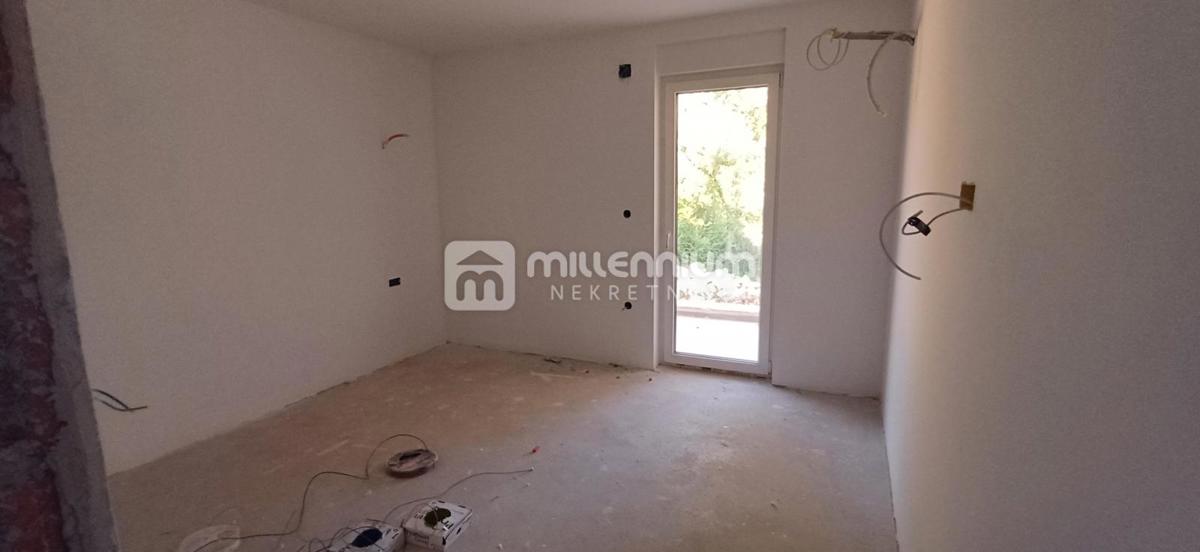 Otok Krk, Njivice, 80m2, 2-sobni s dnevnim boravkom – 3