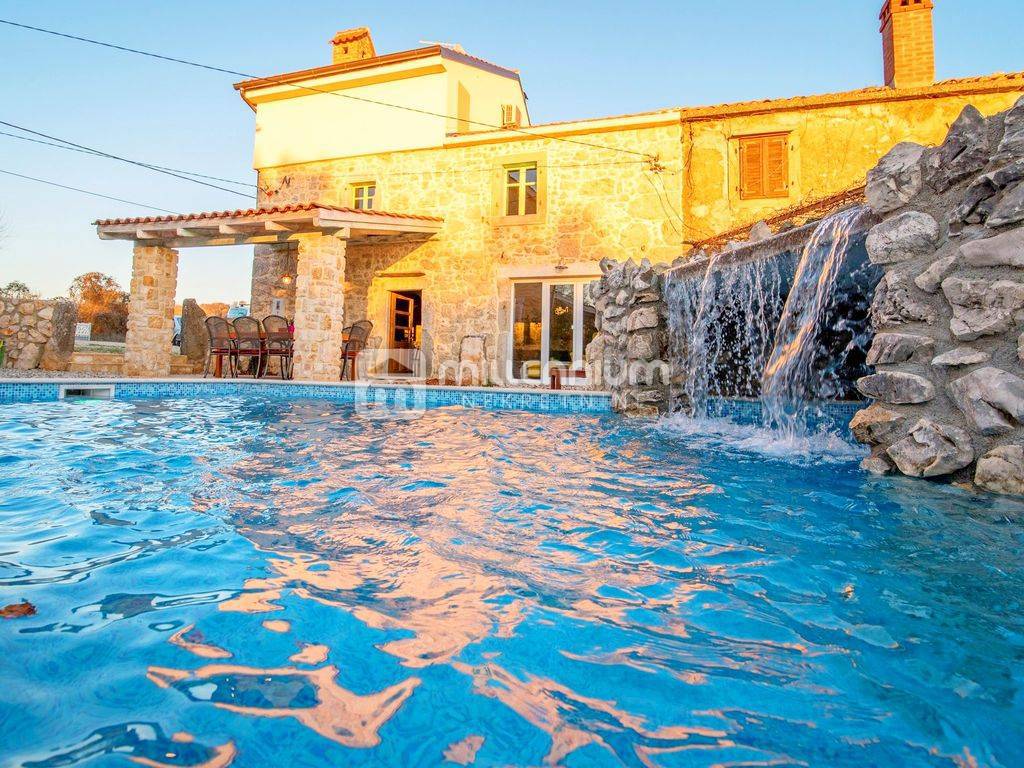 Otok Krk, Garica, kamena kuća s bazenom – 2