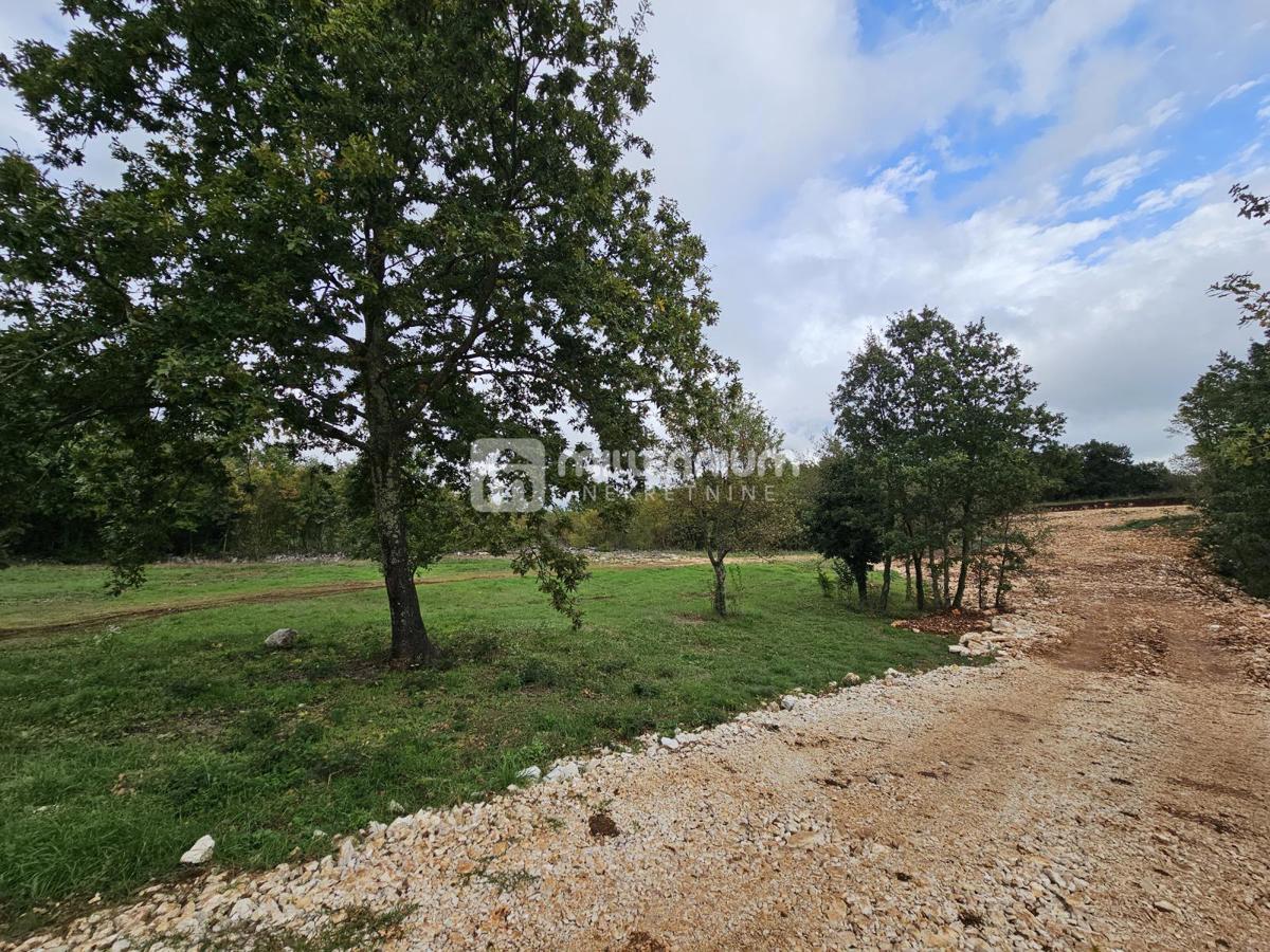Zemljišče Rojnići – 3