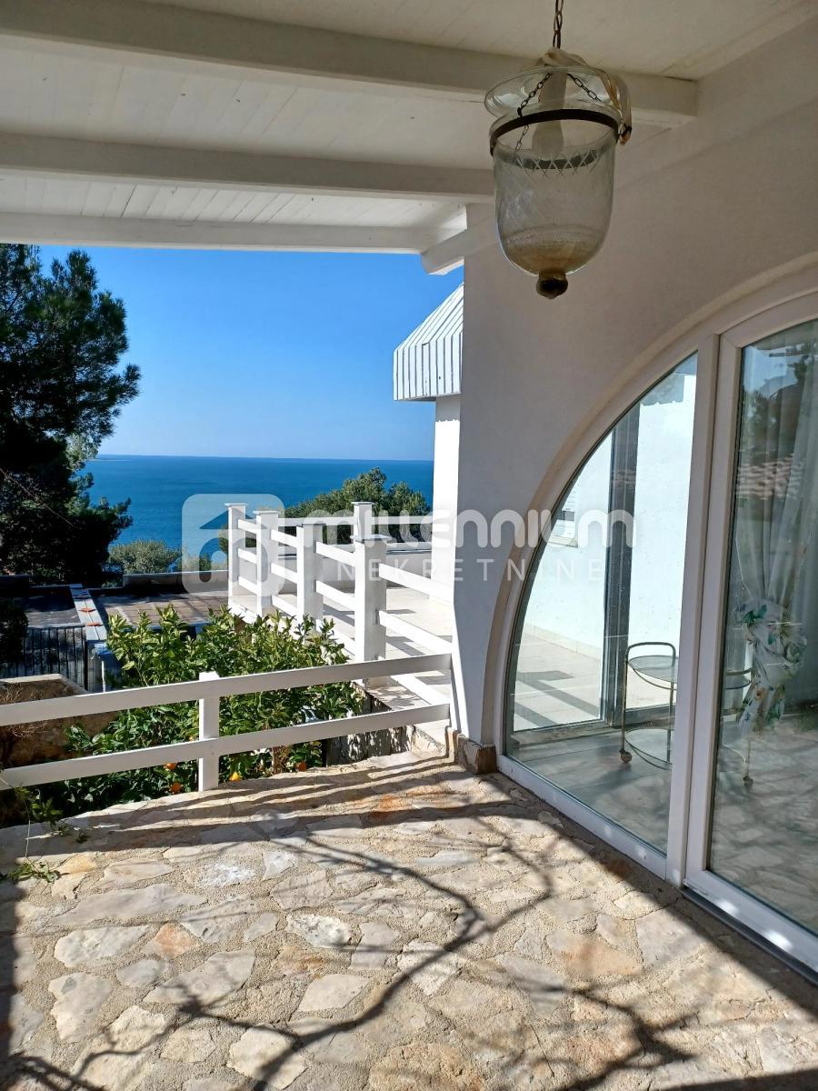 Otok Cres, samostojeća kuća, 142.48m2, pogled na more – 2