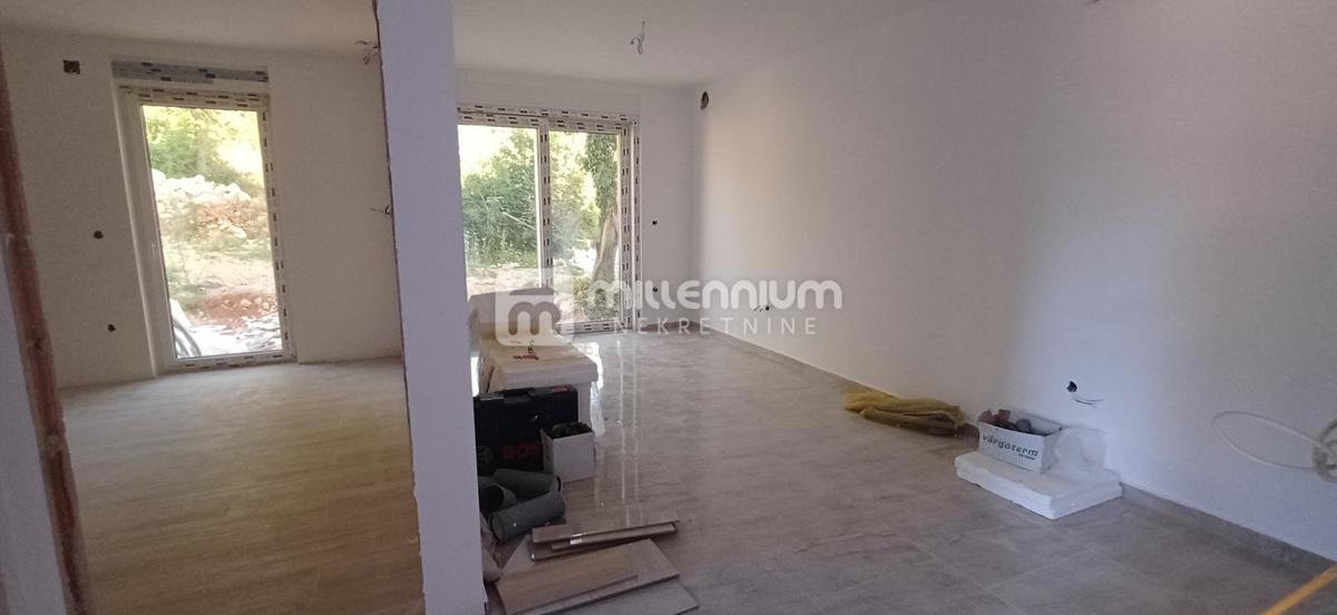 Otok Krk, Njivice, 33m2, jednosobni s dnevnim boravkom – 2