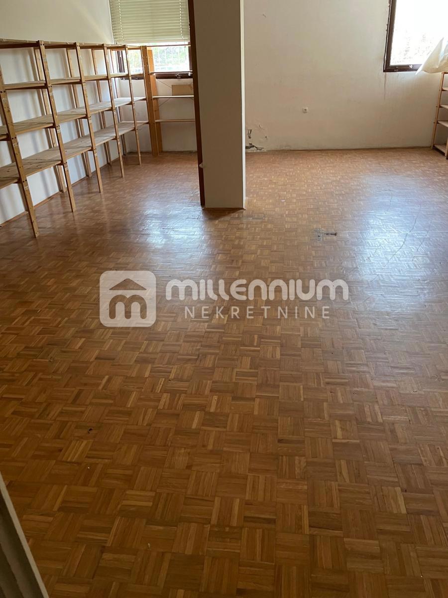 Rijeka, Podmurvice, 342.04m2, poslovni prostor – 2