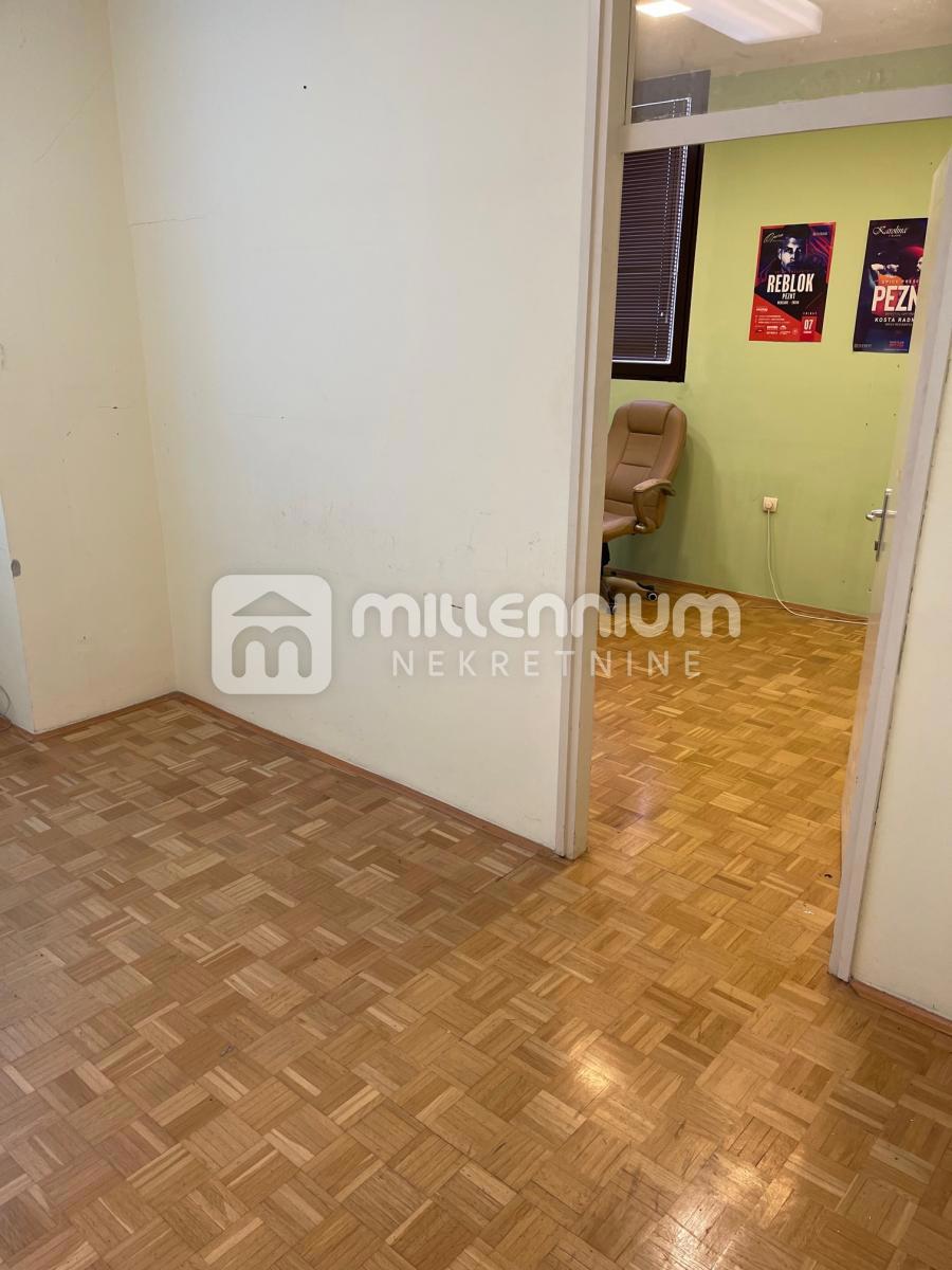Rijeka, Podmurvice, 342.04m2, poslovni prostor – 3
