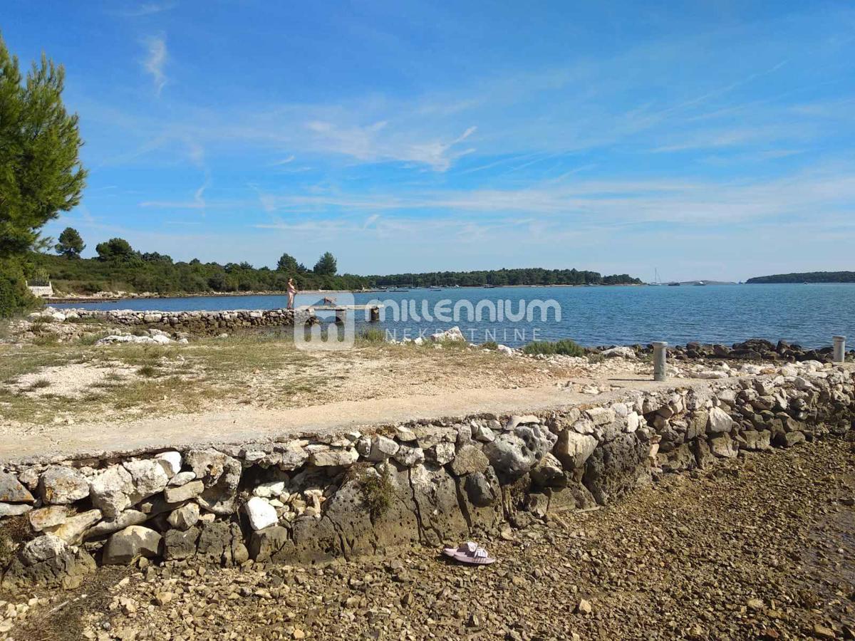 Istra, Medulin, građevinsko zemljište od 526m2 – 3