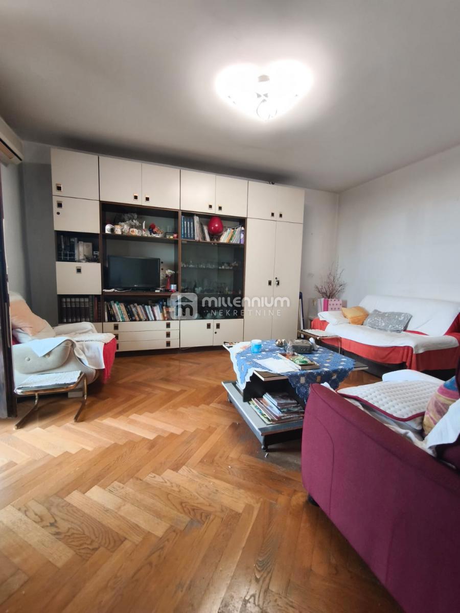 Appartamento LOVRAN, 260.000 €