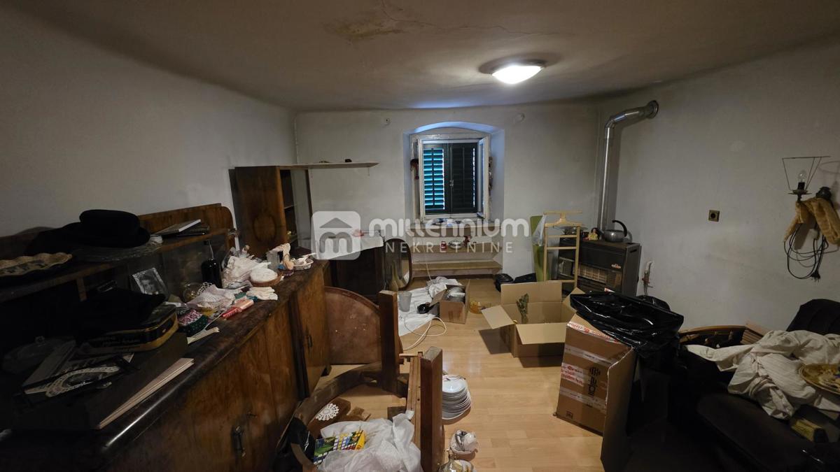 Rijeka, Centar, 79.86m2, 3-sobni s balkonom i lođom – 3