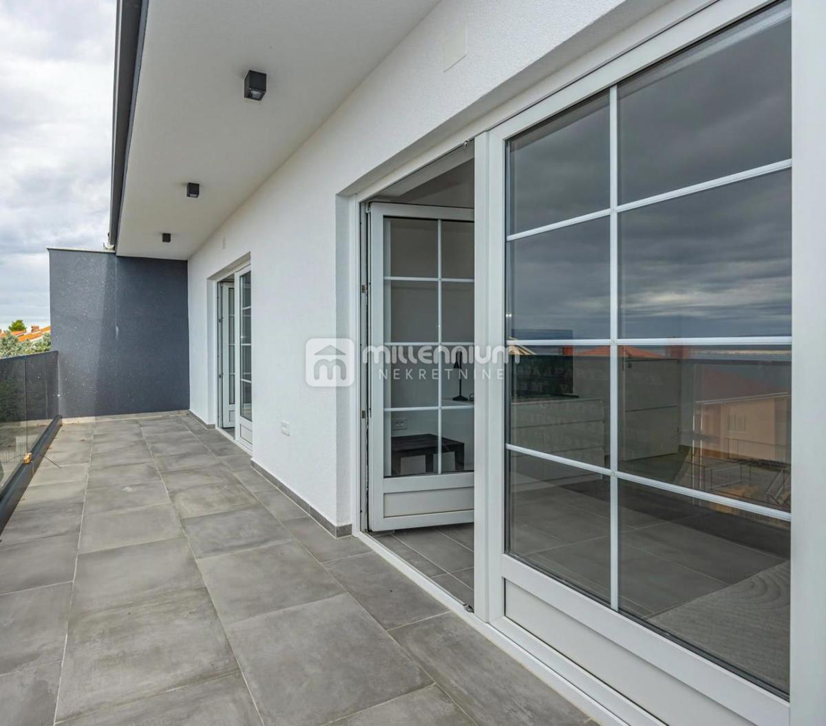 Crikvenica, 63.88m2, 2-sobni s dnevnim, lođa i balkon – 3