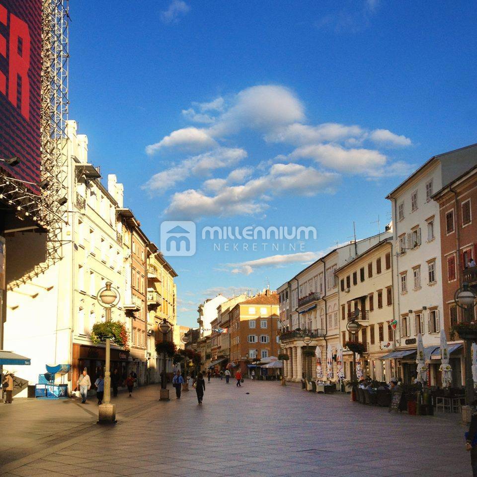 Rijeka, Centar, 53m2, poslovni prostor – 2