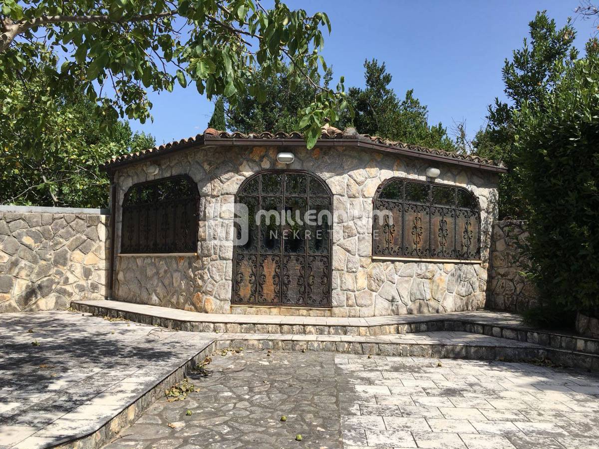 Poslovni prostor Crikvenica – 2