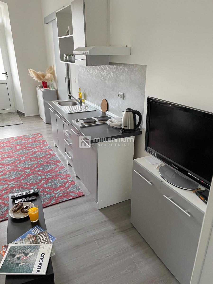 Rijeka, Mlaka, 76m2, dva novouređena apartmana – 3
